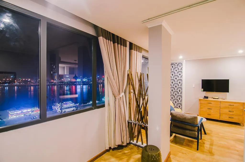 Kaka Hotel Han River Da Nang Vietnam